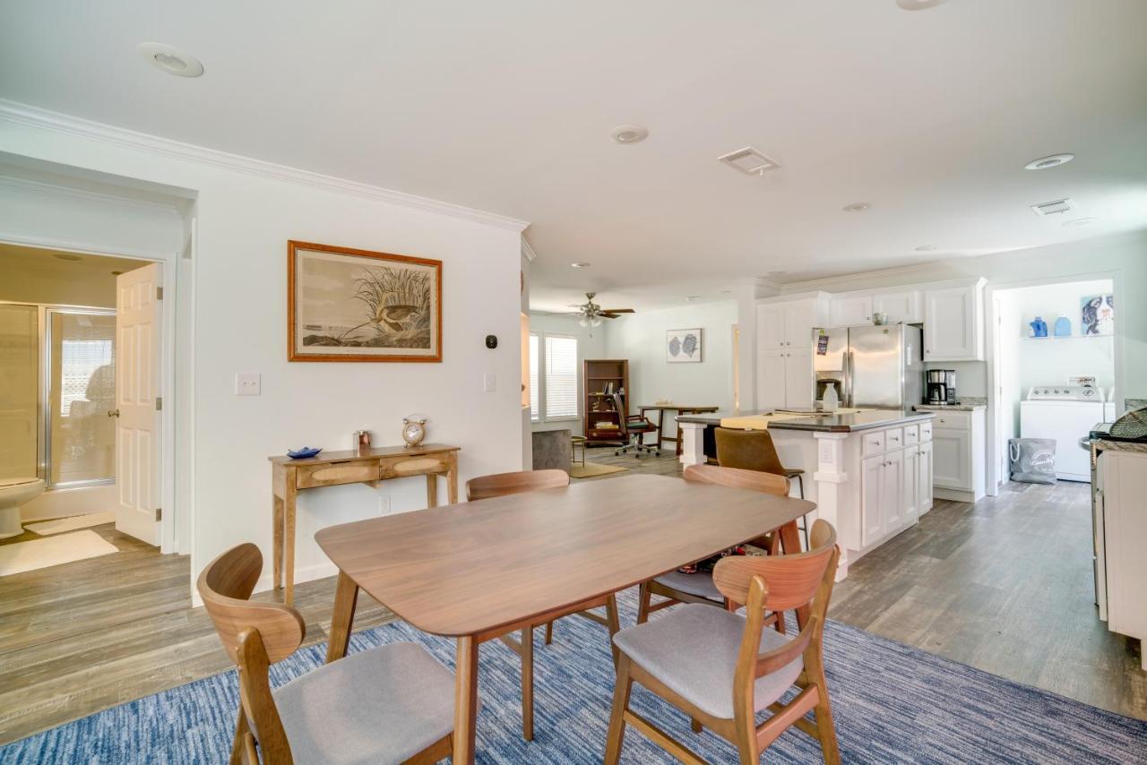 Charleston Home With Porch - 3 Mi To Folly Beach! Extérieur photo